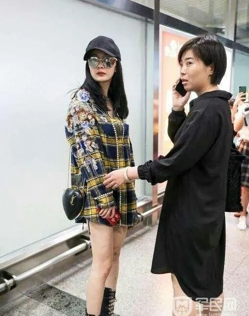 杨幂被赶出机场,大家怎么看?