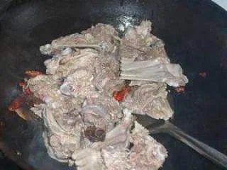 麻辣兔肉