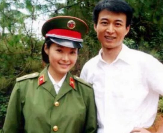 袁立老公赵岭再婚消息流出     揭二人当初离婚内幕