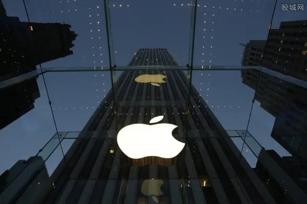 苹果发布刘海屏MacBookPro 配置参数怎么样