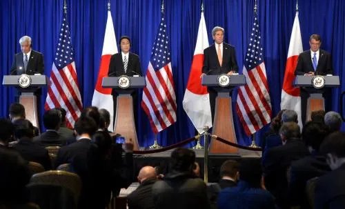 驻日美机迫降冲绳，美国为何能在日本驻军？
