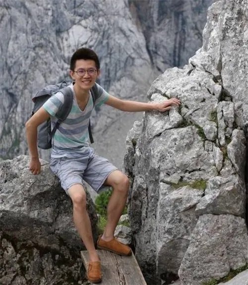 高考状元辱骂同胞是“支蛆”  本人称：口头之争无意冒犯