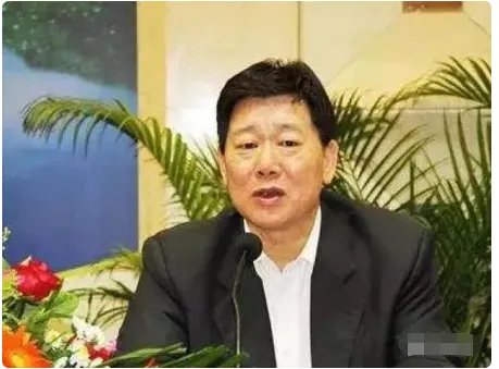 局长敛财5500万后欲出逃被抓了吗？