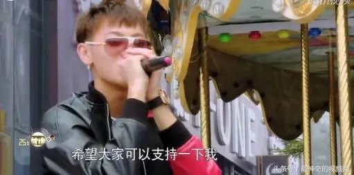 杨幂被赶出机场,大家怎么看?