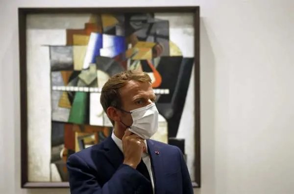 法国一男子因用马克龙健康码被捕,他是如何得到马克龙的健康码的?