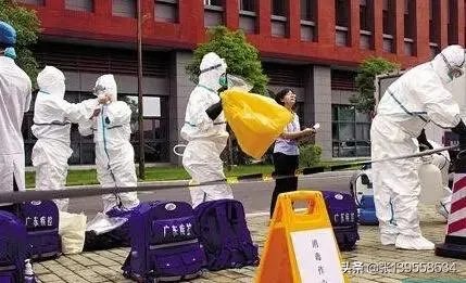 6成日本民众呼吁取消奥运,安倍会答应吗?还是转手让英国伦敦去举办?