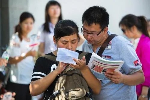江苏高考文科第一名，为何无缘清华北大？