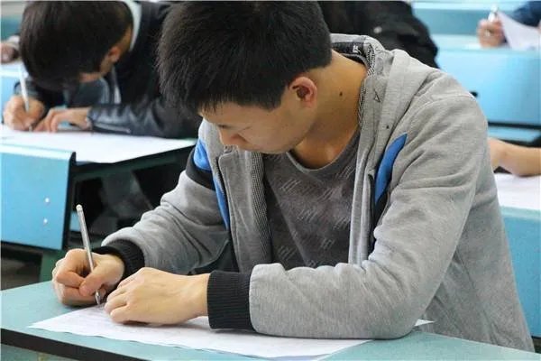 天津高考18人违纪作弊被查处,高考招录5大陷阱是什么?