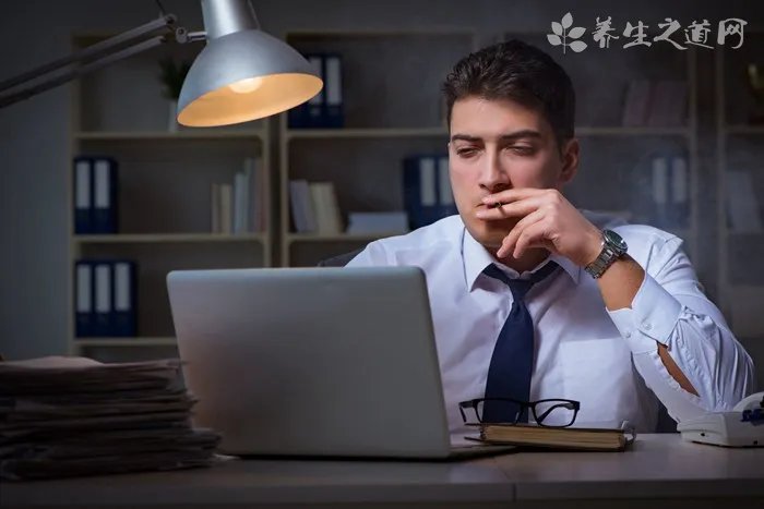 乘警抓获高铁惯偷 春运防小偷必备指南