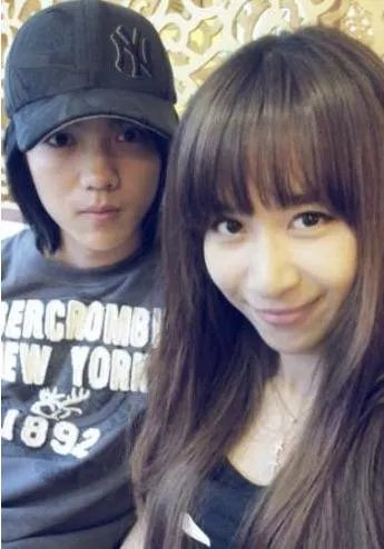 exo一m鹿晗女友是谁  是圈中明星允儿吗