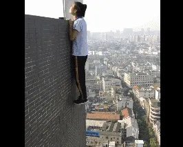 极限咏宁怎么死的坠楼摔死细节过程视频 咏宁资料极限一年多少钱