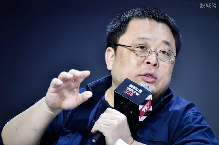 北京日报批罗永浩 锤子科技CEO罗永浩因这事摊上事