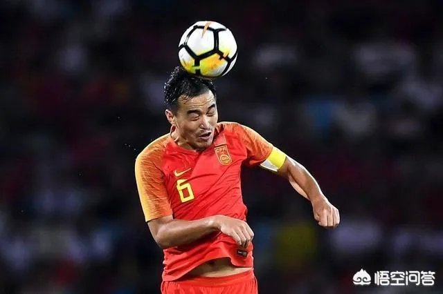 国足输给伊朗以后状态如何?他们在回国的飞机上会做什么?