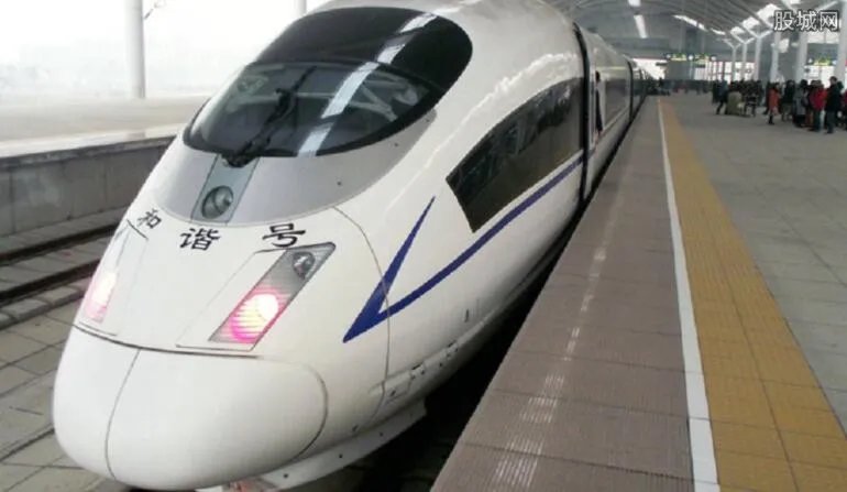 部分动车票价打折高达20% 不同日期买票价格差距大