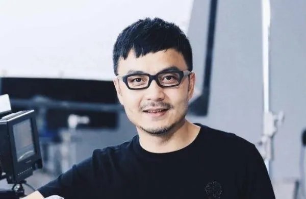 主持人汪涵因言论引争议,公众人物是否需要注意自己的言行?