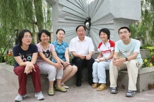 江苏高考文科第一名，为何无缘清华北大？