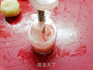 金钩月饼