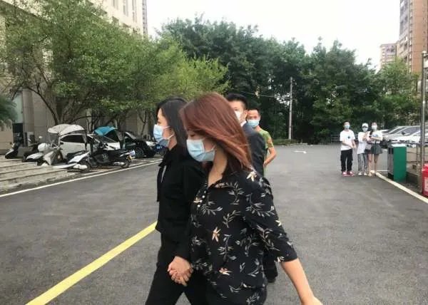 谭松韵庭审哽咽发言，你如何看待这件事？