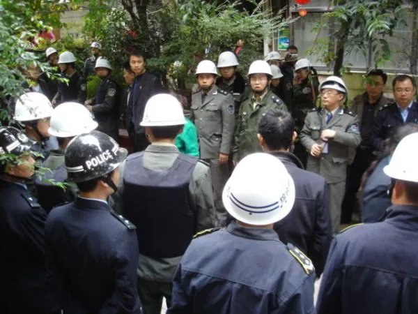 公安赴柬捣毁诈骗事件经过如何?