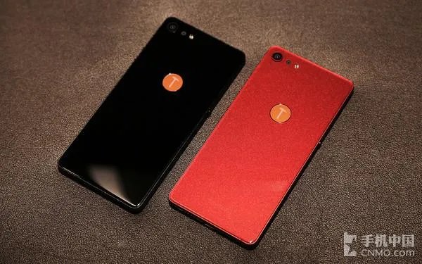 坚果Pro2体验评测:硬件终于追上了设计