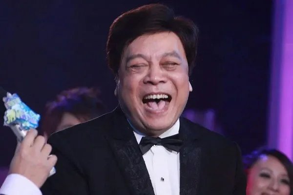 赵忠祥的作品从90万跌至688元,这是怎么回事?