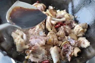 地锅鸡