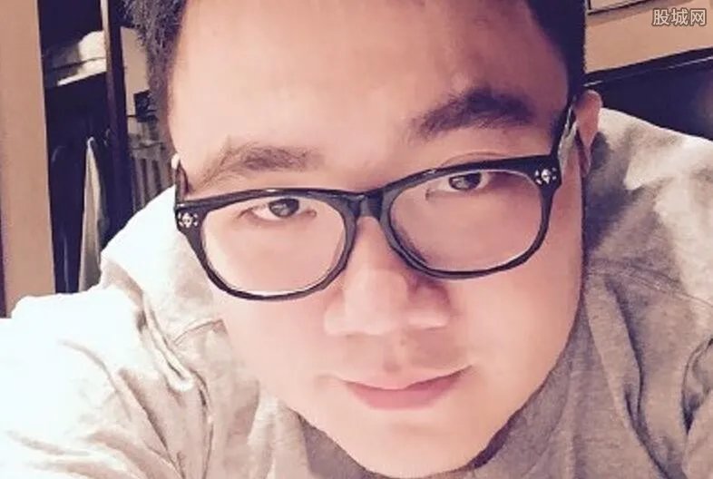 英达为什么不认巴图 英达和巴图关系怎样？