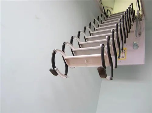 伸缩楼梯的优缺点 伸缩楼梯好不好