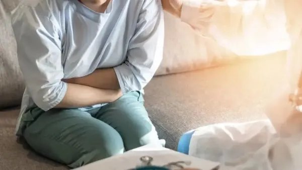 举报前婆婆吃空饷女子再发声,怀孕时被逼跪着擦地,她为何会遭此待遇?