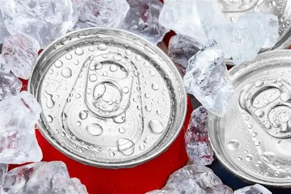 研究发现喝无糖碳酸饮料更易发胖!别喝了,别样的糖,同样的胖!