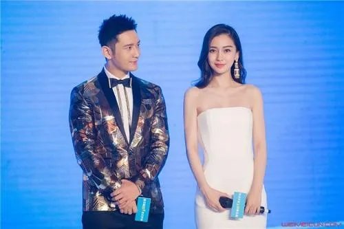 黄晓明承认baby借腹生子?黄晓明深夜发离婚微博?