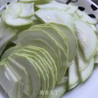 西葫芦炒鸡蛋