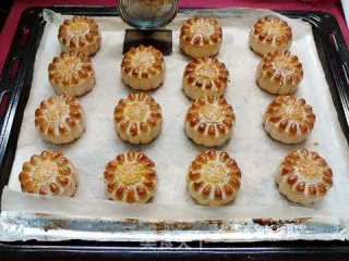 金钩月饼