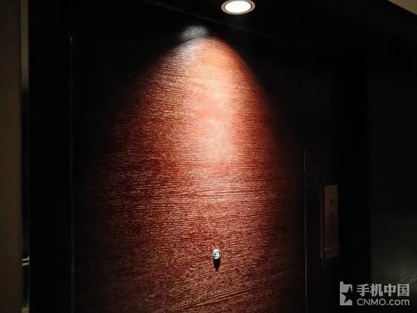 坚果Pro2体验评测:硬件终于追上了设计