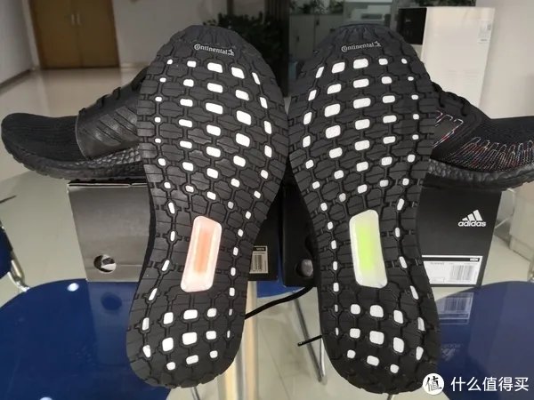 黑武士的进化?ultraboost 19和20对比晒单