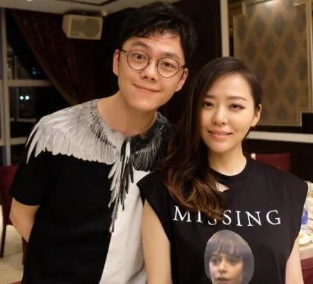 张靓颖如何为妈妈庆生的?