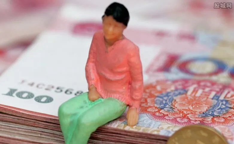 当今社会做什么赚钱 这些行业挣钱的机会多