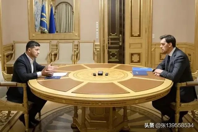 怎么看待乌克兰总统泽连斯基驳回总理贡恰鲁克辞呈?