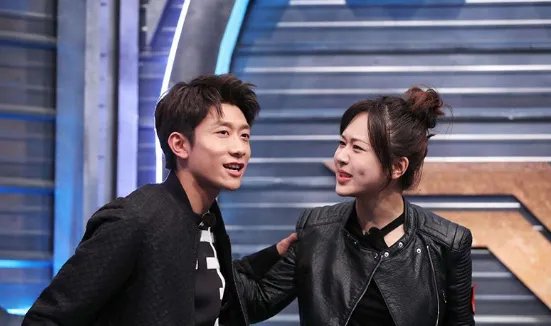 杨紫向张一山讨债是什么情况?