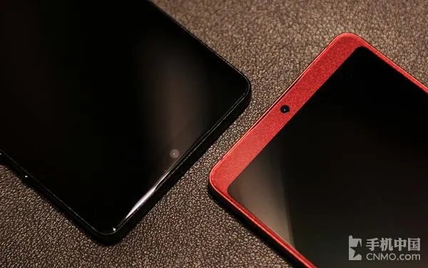 坚果Pro2体验评测:硬件终于追上了设计