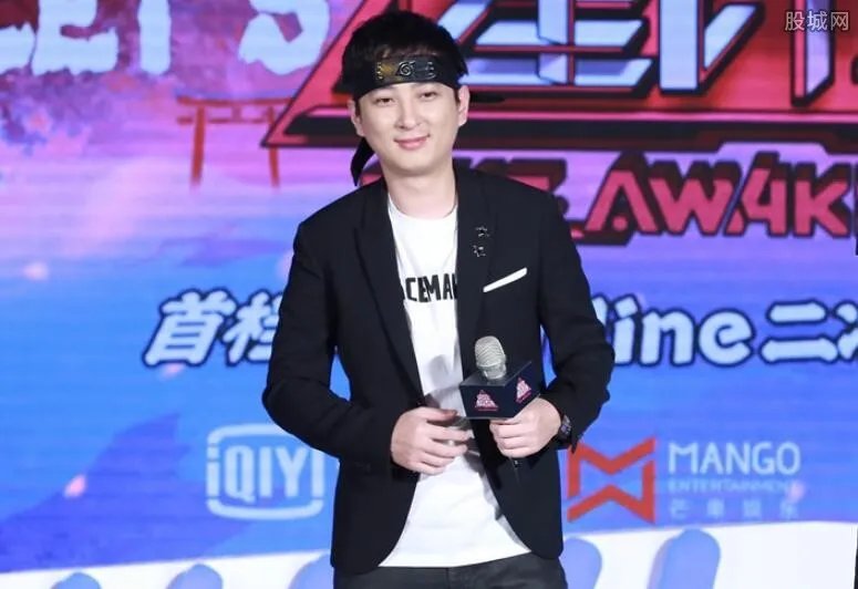 王思聪谈接班万达:未正式考虑 趁年轻多做喜欢的事情