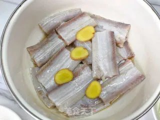 红烧带鱼