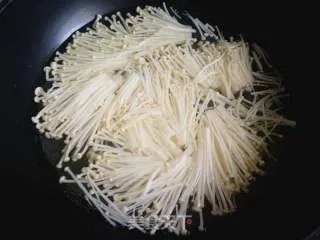 凉拌金针菇