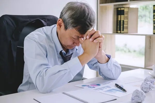 网购眼罩敷眼被灼伤!电热眼罩有哪些安全风险?