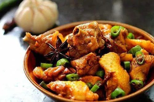 鸡肉价格大跌的原因是什么?