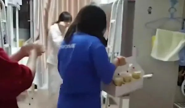班长自费给全班买秋天的第一杯奶茶,具体是什么情况?