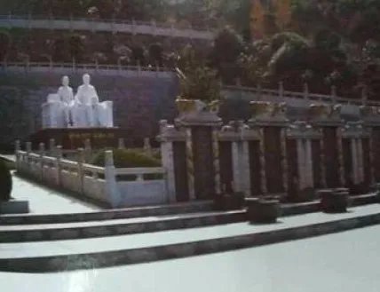 人大代表建豪华墓事件调查结果如何？