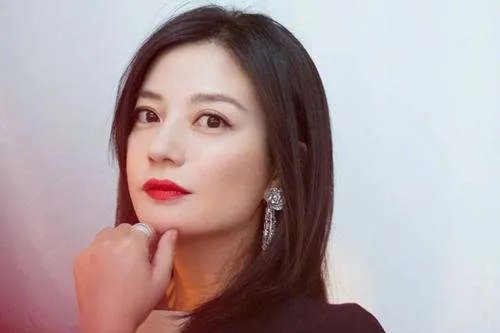 赵薇更博否认离婚传闻,网友们为何很多仍然表示不相信?