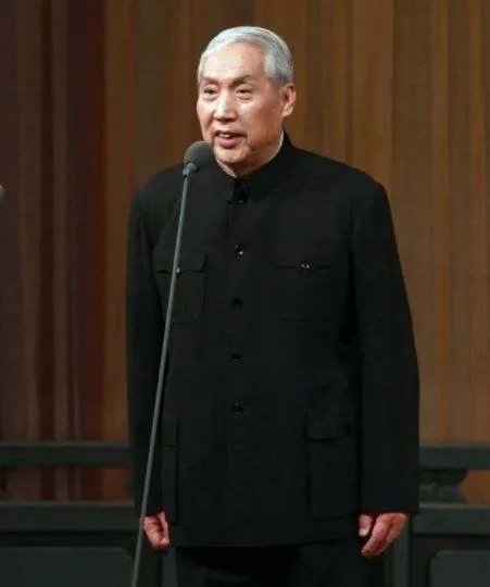 著名京剧表演艺术家钱浩梁是因何去世的？