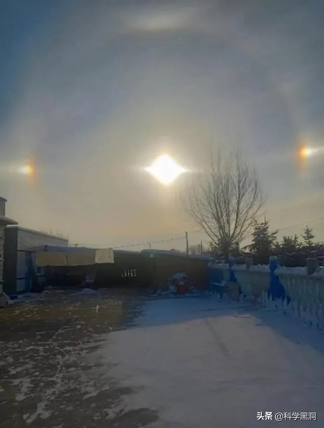 请问吉林天空出现三个太阳,怎么解释!有什么科学依据吗?
